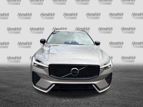 Used 2026 Volvo XC60 B5 Core AWD/4WD image 3