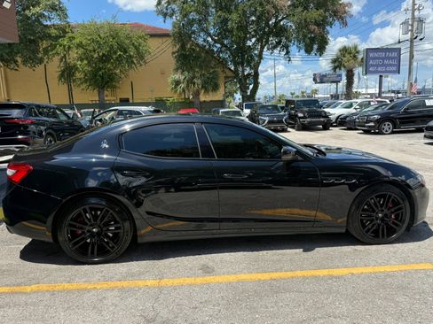 Used 2017 Maserati Ghibli S Q4 AWD/4WD image 5