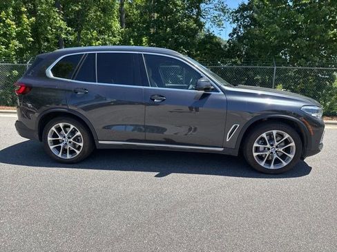 Used 2022 BMW X5 xDrive40i AWD/4WD image 11