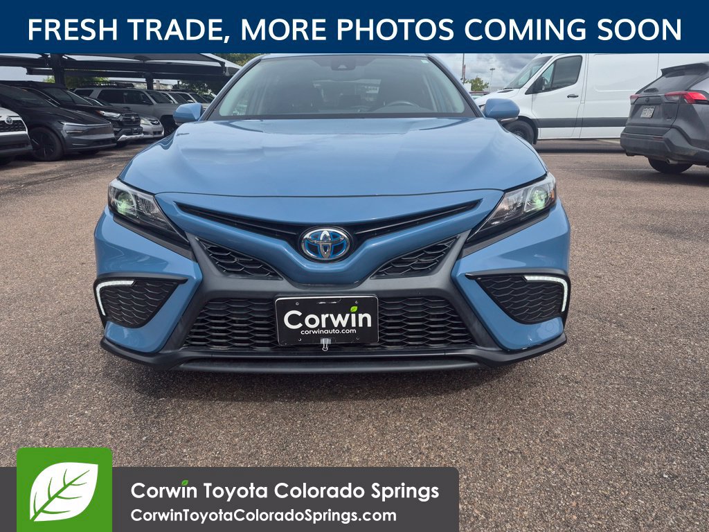 Used 2024 Toyota Camry SE FWD image 2