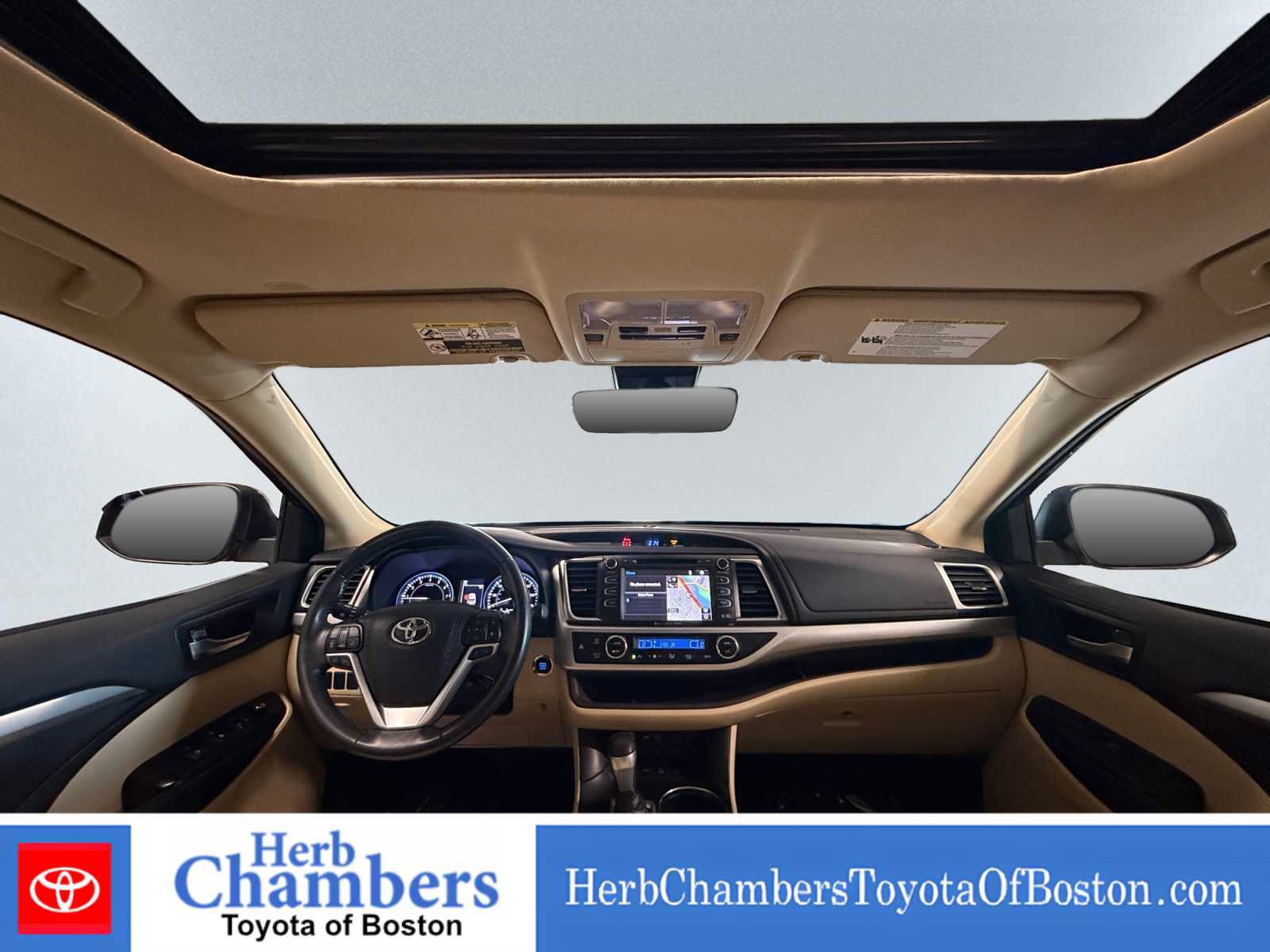 Used 2019 Toyota Highlander XLE AWD/4WD image 6