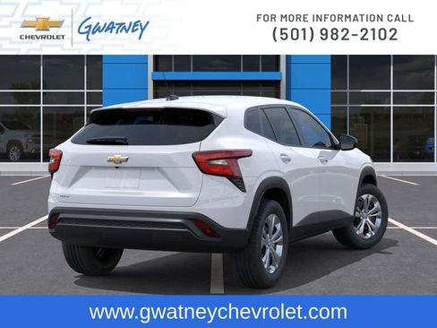 New 2026 Chevrolet Trax LS FWD image 4