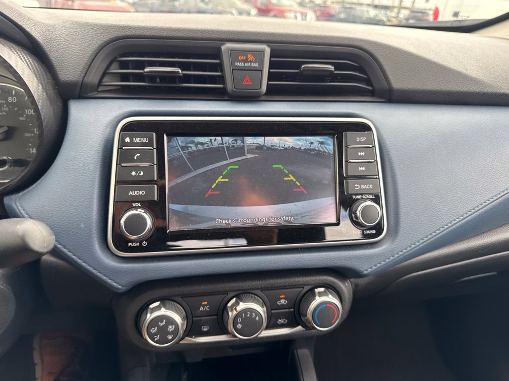 Used 2025 Nissan Versa SV FWD image 20