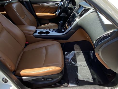 Used 2023 INFINITI Q50 Luxe w/ Cargo Package RWD image 10