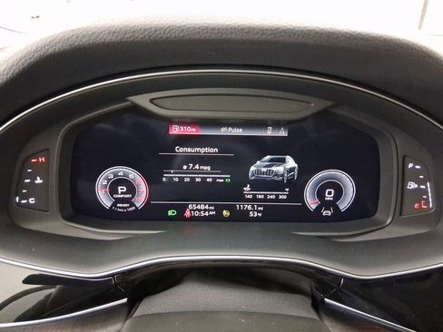 Used 2022 Audi Q8 Premium Plus image 18