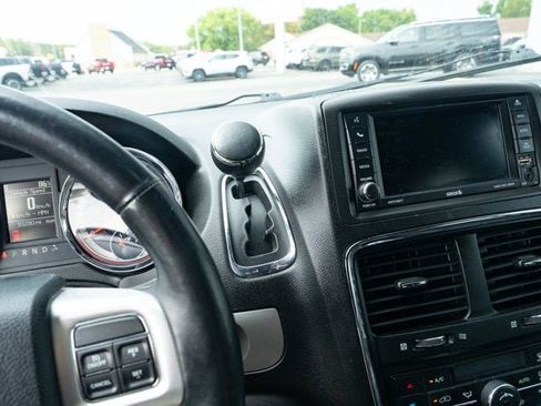 Certified 2019 Dodge Grand Caravan GT FWD image 23