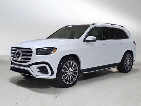 New 2026 Mercedes-Benz GLS 580 4MATIC image 7