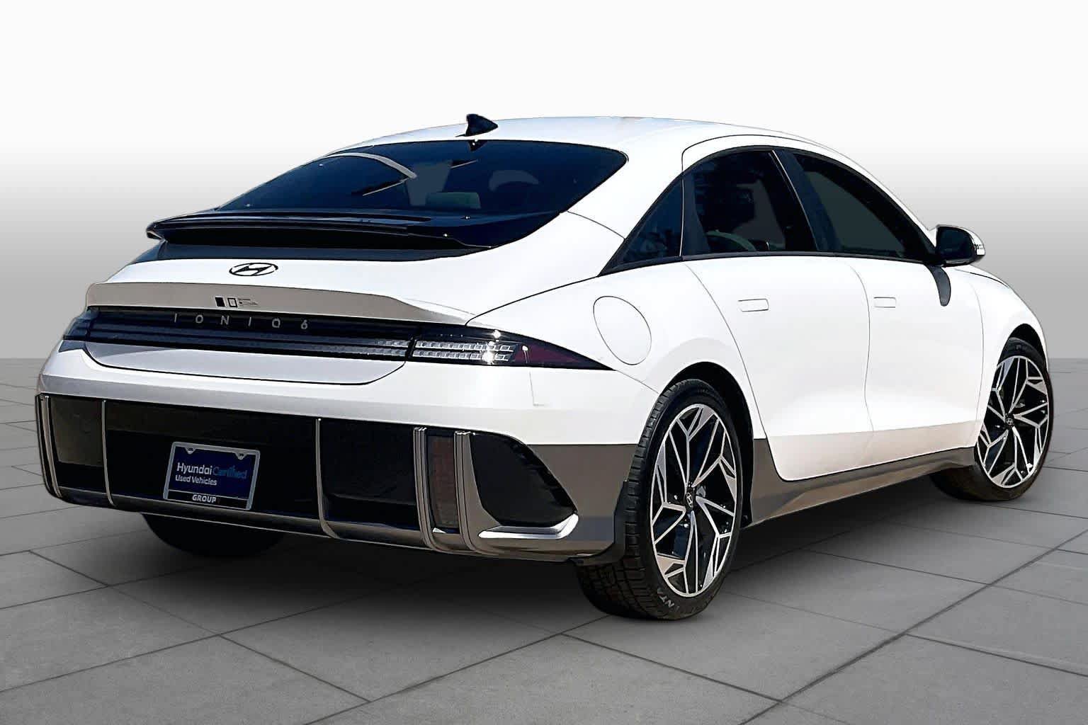 Used 2024 Hyundai Ioniq 6 SEL RWD image 12