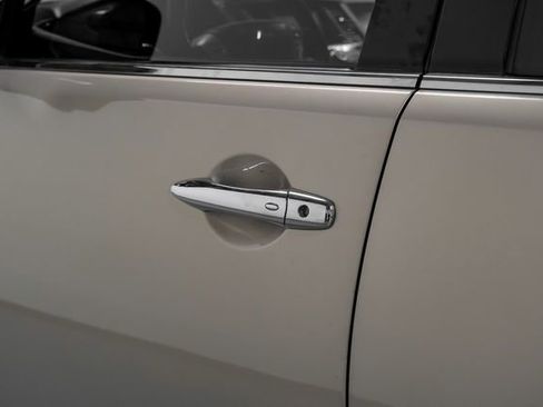 Used 2018 INFINITI QX80 2WD w/ Driver Assistance Package image 34