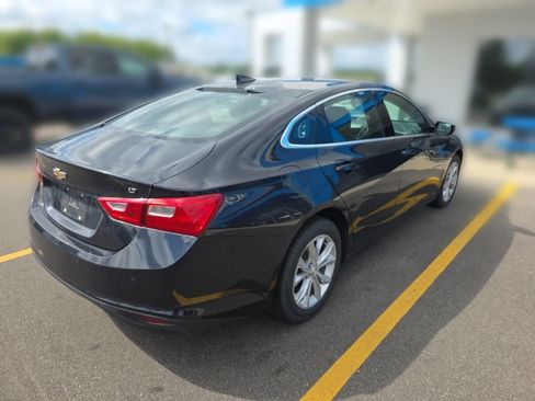 Used 2023 Chevrolet Malibu LT w/ Driver Confidence Package FWD image 4