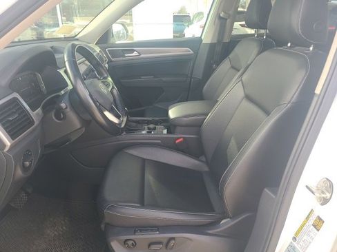 Used 2021 Volkswagen Atlas SEL image 17