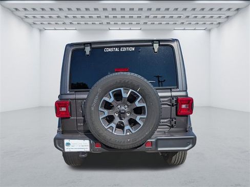 New 2025 Jeep Wrangler Sahara image 6