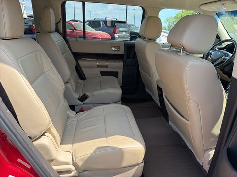 Used 2016 Ford Flex SEL w/ Equipment Group 202A FWD image 30