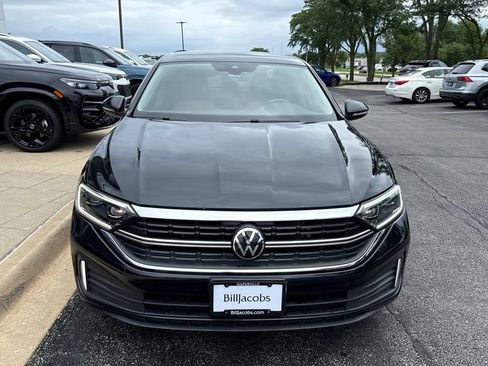 Used 2023 Volkswagen Jetta SEL FWD image 9