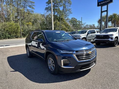 Used 2023 Chevrolet Traverse LT w/ LPO, Floor Liner Package image 10