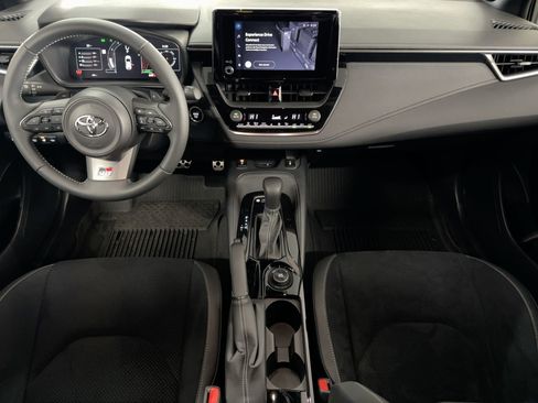 Used 2025 Toyota Corolla Premium image 27