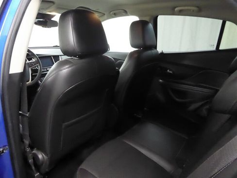 Used 2017 Buick Encore Preferred image 28