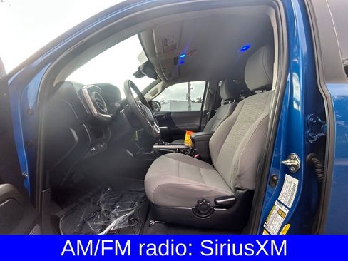 Used 2018 Toyota Tacoma SR5 image 9