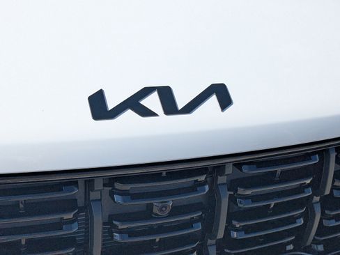 New 2026 Kia Sorento SX image 11