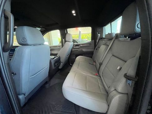 Used 2024 Chevrolet Silverado 1500 RST AWD/4WD image 15