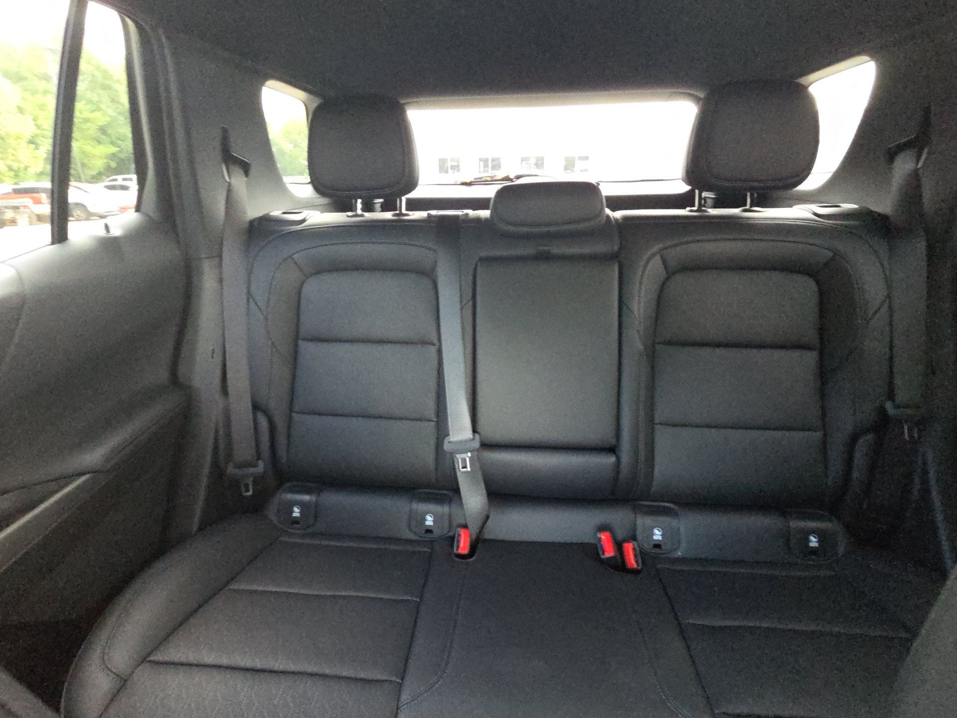 New 2027 Chevrolet Equinox LT w/ Convenience Package II FWD image 25