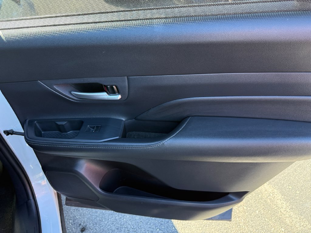 Used 2025 Toyota Grand Highlander AWD image 22