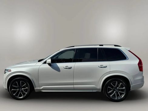 Used 2017 Volvo XC90 T6 Momentum w/ Vision Package AWD/4WD image 5
