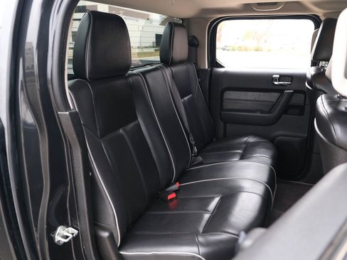 Used 2009 HUMMER H3T Alpha image 24