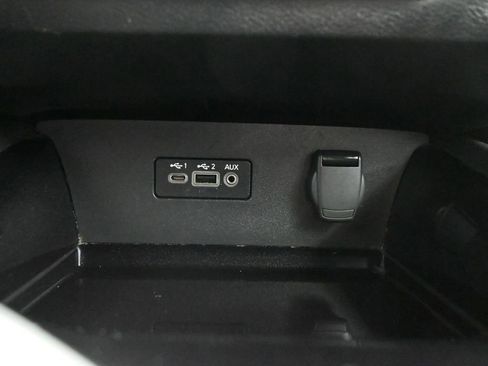 Used 2024 Nissan Altima 2.5 SV image 23