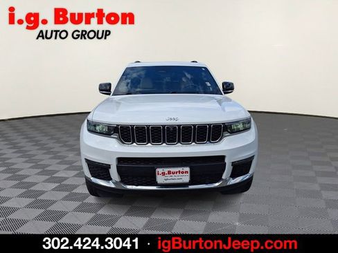 Used 2023 Jeep Grand Cherokee L Limited w/ Luxury Tech Group II AWD/4WD image 2
