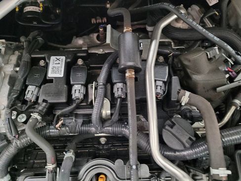 Used 2022 Nissan Sentra SR w/ Lighting Package FWD image 30