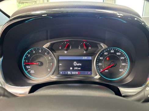 Used 2023 Chevrolet Traverse LT AWD/4WD image 15