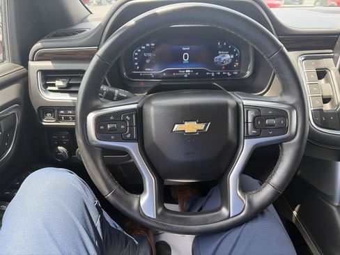 Used 2024 Chevrolet Tahoe Premier AWD/4WD image 24