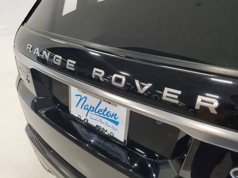 Used 2020 Land Rover Range Rover Sport HSE AWD/4WD image 7