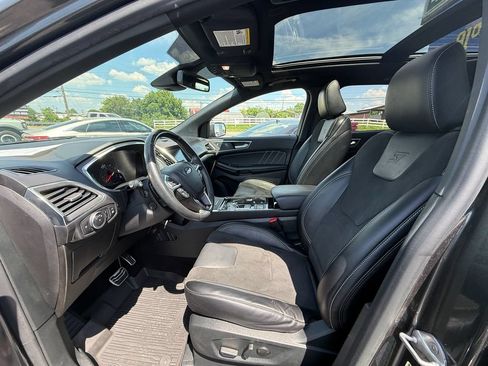 Used 2020 Ford Edge ST w/ Equipment Group 401A AWD/4WD image 12