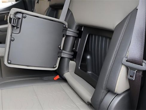 Used 2024 Chevrolet Silverado 1500 ZR2 image 19