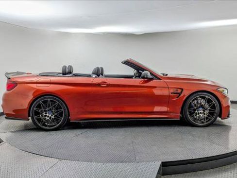 Used 2020 BMW M4 Convertible w/ Competition Package image 8