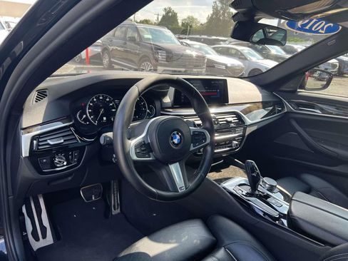 Used 2019 BMW 530i xDrive w/ M Sport Package AWD/4WD image 19