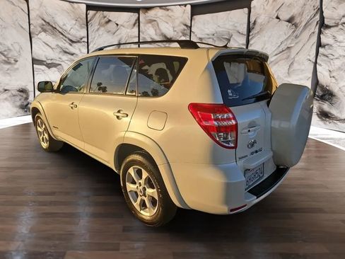 Used 2009 Toyota RAV4 Limited image 4