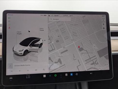 Used 2023 Tesla Model 3 Standard Range image 27