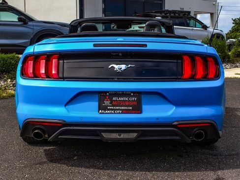 Used 2023 Ford Mustang Premium RWD image 5