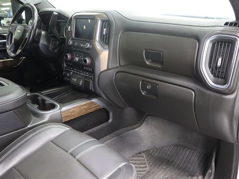 Used 2022 Chevrolet Silverado 2500 High Country w/ LPO, Dark Essentials Package image 18