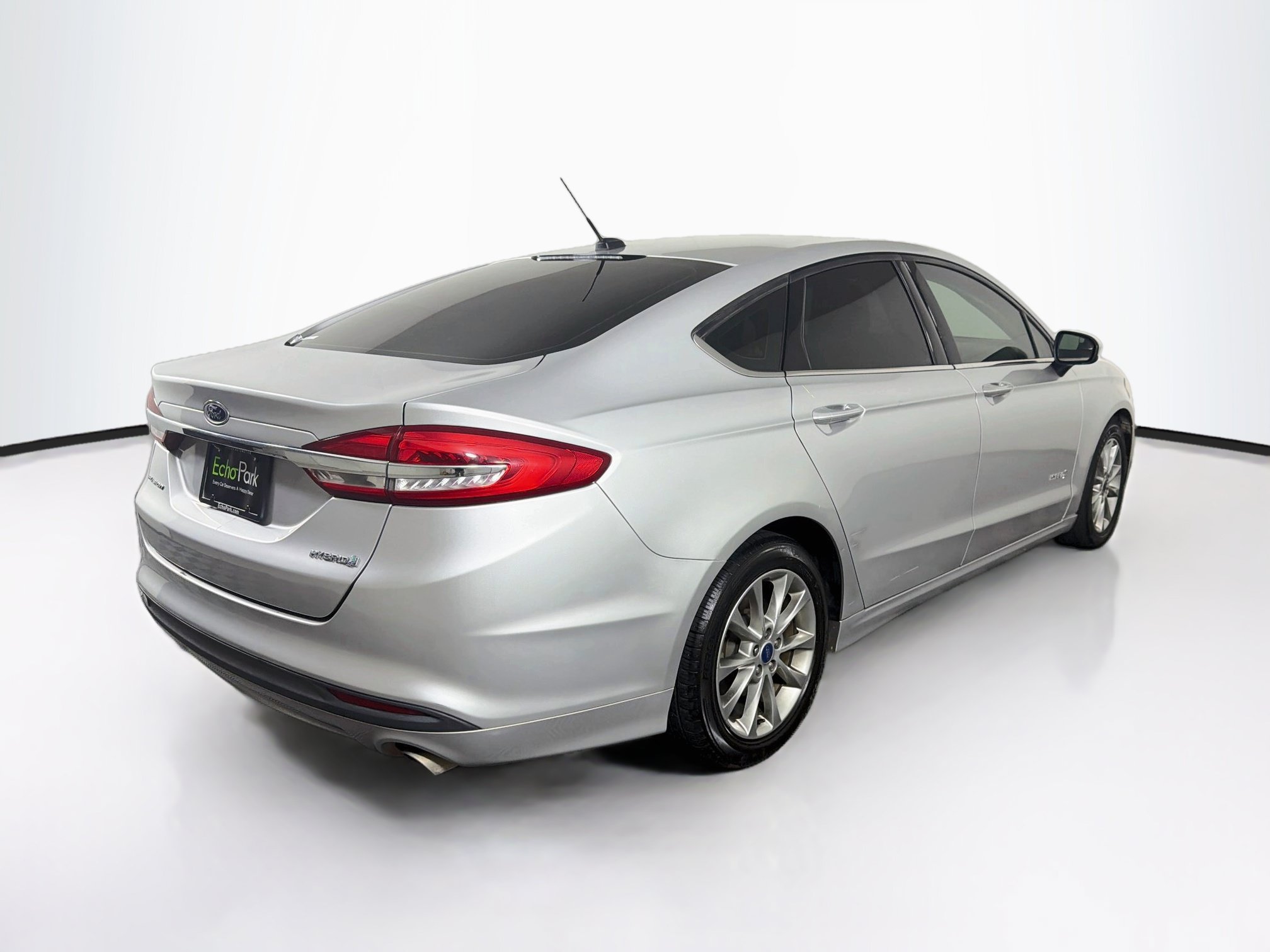 Used 2017 Ford Fusion S FWD image 9
