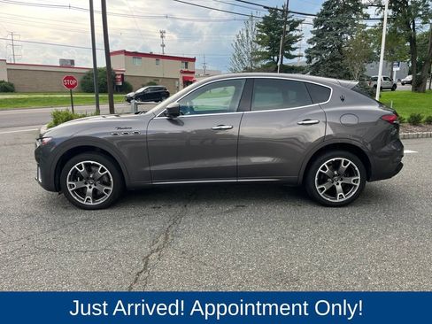 Used 2023 Maserati Levante Modena AWD/4WD image 4