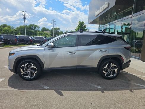 Certified 2023 Hyundai Tucson Limited AWD/4WD image 2
