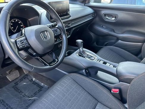 Certified 2025 Honda HR-V Sport image 11