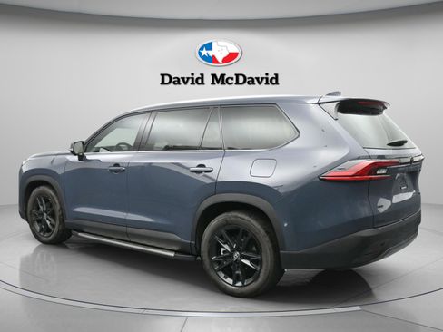 Used 2025 Toyota Grand Highlander AWD image 6