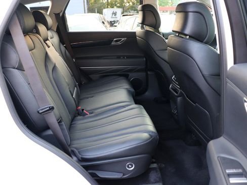 Used 2025 Genesis GV80 2.5T Standard AWD/4WD image 13