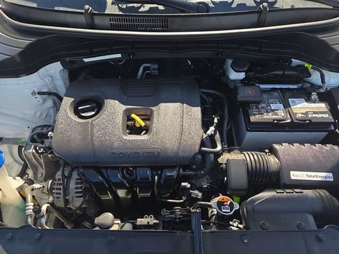 Used 2024 Kia Soul LX w/ Option Group 015 image 30