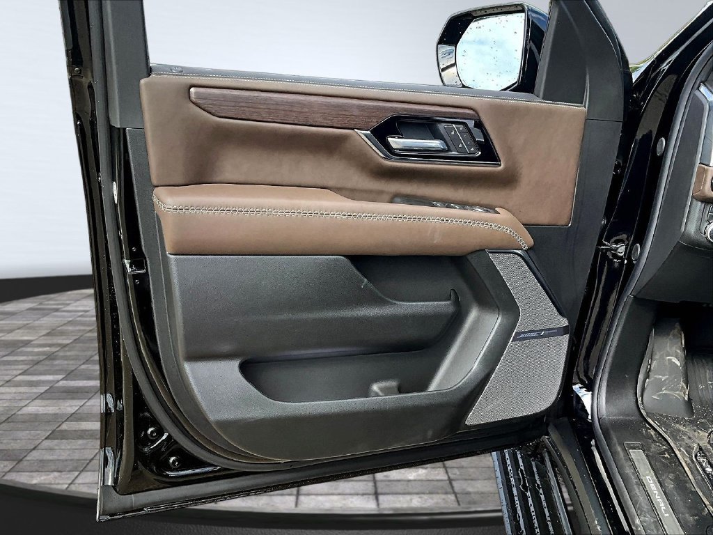 New 2026 GMC Yukon XL Denali Ultimate AWD/4WD image 27